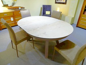 Table ronde céramique avec allongeedited